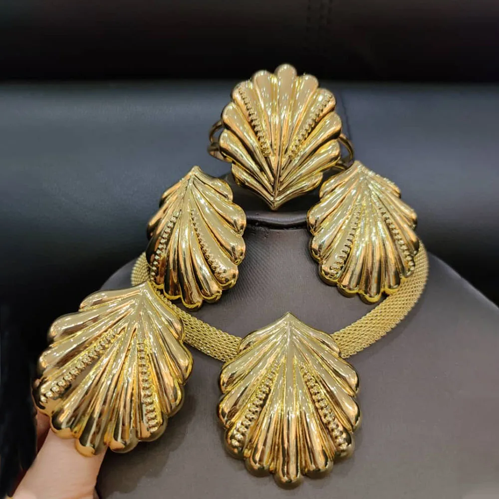 Dubai Gold Plated Jewelry Set for Women Shell pattern Earrings and Neckl... - $53.28