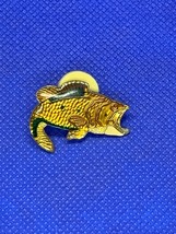 Vintage Fish Lapel Hat Jacket Bookbag Pin Tie Tack - £5.31 GBP