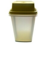 Tupperware 1560-5 Sheer Pickle Keeper with 1561 Green Lift &amp; 1562-Green ... - $10.00