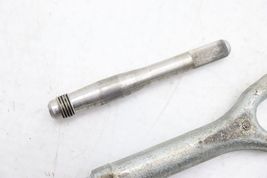 00-06 MERCEDES-BENZ W220 TOW HOOK & WHEEL PIN E2548 image 5
