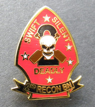 US MARINE CORPS 2nd Recon Battalion LAPEL PIN 1 INCH USMC Swift Silent D... - £4.52 GBP