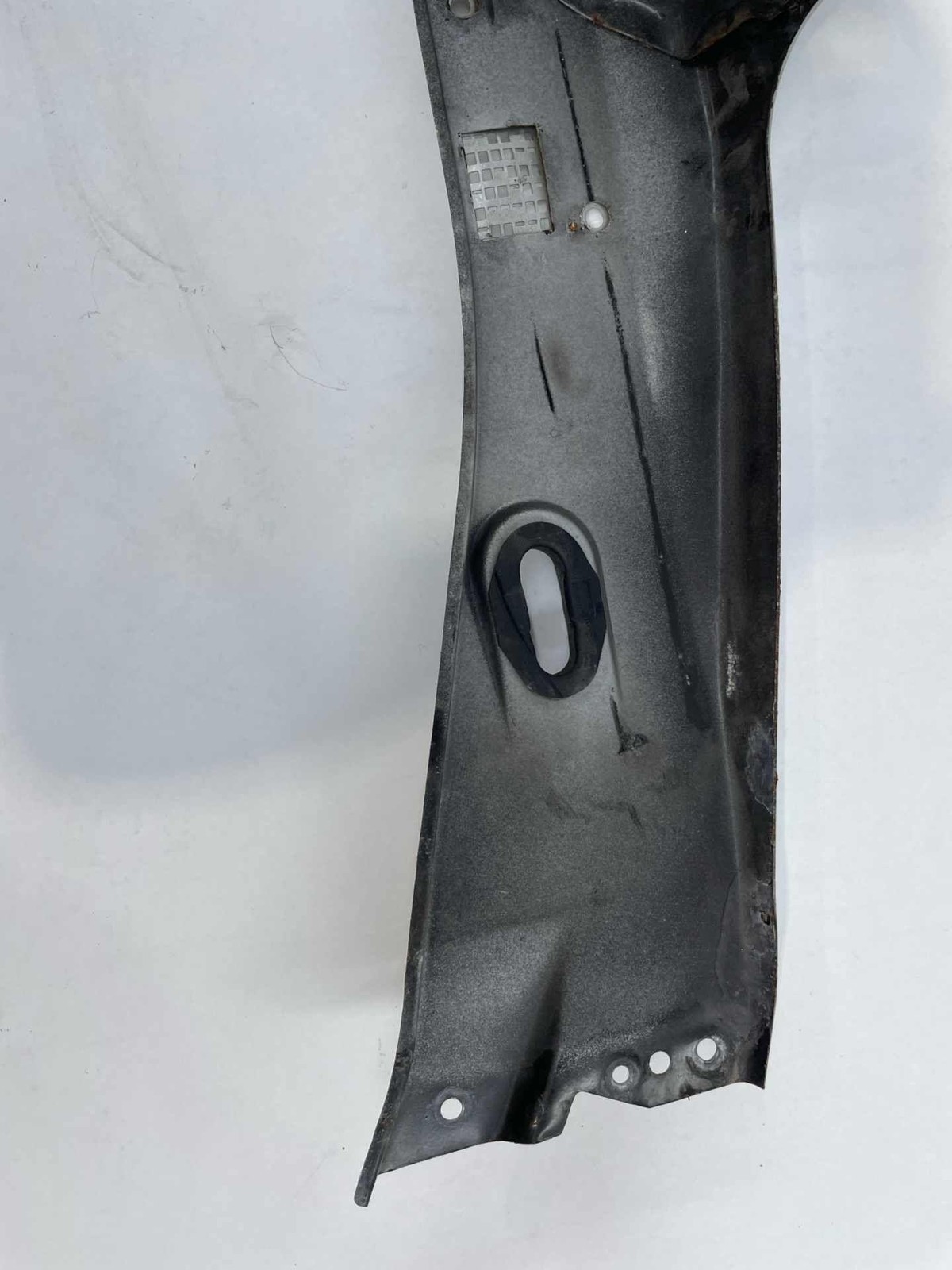 1998-1999 Mercedes Benz CL600 140 Type Radiator Support OEM Item image 8