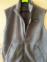 The North Face Dark Gray Sherpa Fleece Men&#39;s Vest SZ XXL NWOT - $58.41