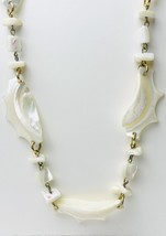 Vtg Iridescent Real Shell Chunky Necklace Gold Tone Links 26&quot; Beach Wedding - €3,93 EUR