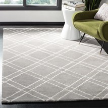 SAFAVIEH Himalaya Collection Area Rug - 8' x 10', Grey & Silver, Handmade Wool,  - $390.99