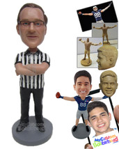 Personalized Bobblehead Handsome Referee Waiting For The Game To Begin - Sports  - £72.91 GBP