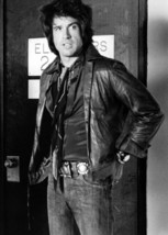 Warren Beatty cool pose in black leather jacket &amp; jeans Shampoo 5x7 inch... - £4.59 GBP