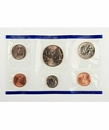 *1995 PHILADELPHIA Mint Uncirculated Coin Set - $12.63 CAD