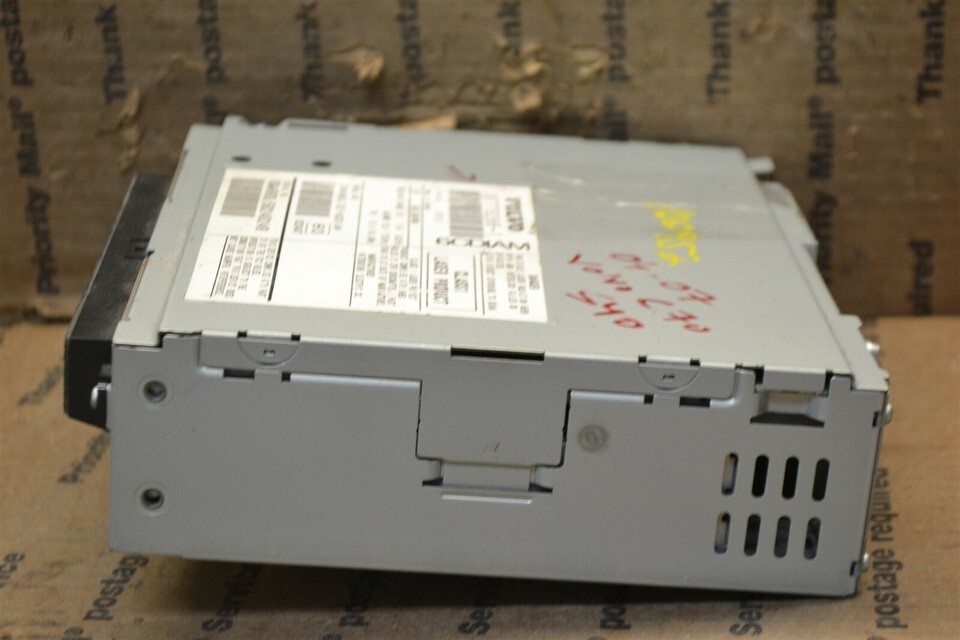 04-07 Volvo C70 Audio Equipment Stereo Radio Receiver 30775286 242-11b8 Item image 4