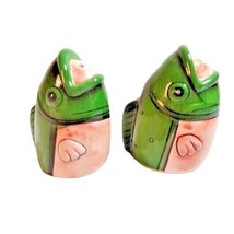 Fish Head Salt Pepper Shakers Green Pink Ceramic Rubber Stopper 2.5-in G... - $372.24 MXN