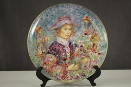 Nos Hutschenreuther China Decor 13&quot; Edna Hibel Plate Flower Girl Of Provence - £22.96 GBP