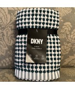 DKNY Polka Dot Gingham Check Pine Green  White Hand Towels Set 2 ~New ~ - $406.00 MXN