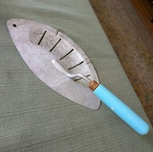Vintage FOLEY Metal Pot Pan Strainer Aqua Teal Turquoise Wood Handle Far... - $13.81 CAD