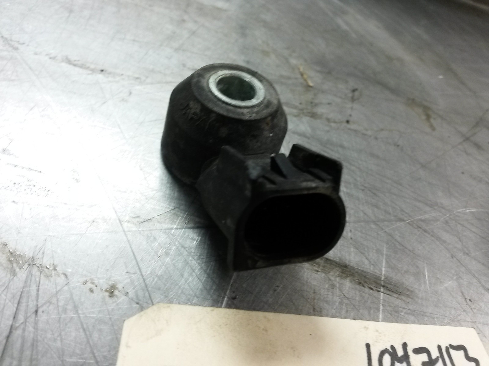 Knock Detonation Sensor From 2009 Chevrolet Silverado 1500  6.0 12570125 - $20.74