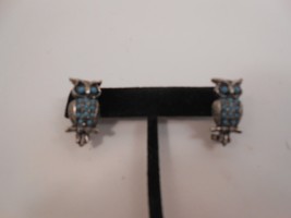 Vintage Pair of Owls on Branch Pin Brooch Small Faux Turquoise Jewelry 1&quot; - £7.59 GBP