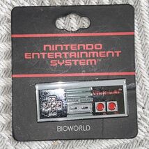 Bioworld Nintendo NES Controller Enamel Pin 2016 H4 - $17.55