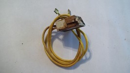 Jenn-Air Cooktop Surface Element Receptacle with Yellow Wire WP74007474 - £10.25 GBP