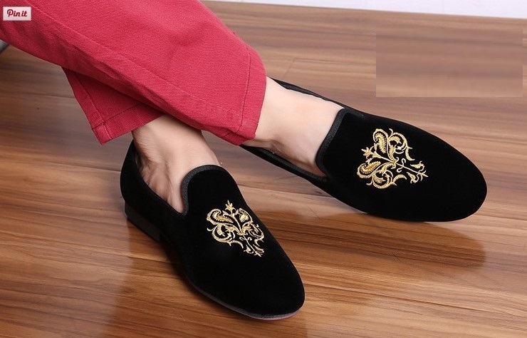 New Handmade mens party velvet embroidered loafer shoes,Men's black velvet shoe