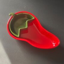 Avon 2 pc Chili Pepper Shaped Chip &amp; Dip Serving Dish Ceramic Salsa Guac... - $274.06 MXN