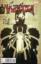 Venom #5 - Sep 2011 Marvel Comics, Signed By: Rick Remender - £18.99 GBP