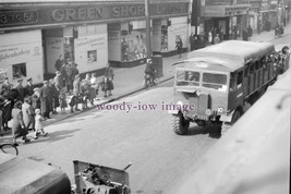 rp06854 - Military Parade in London E6 - print 6x4 - $3.00