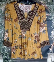 Soft Surroundings Yellow Gold Floral Embroidered Knit Tunic Sz PS V Neck - £17.09 GBP