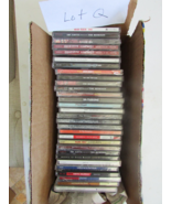 Wholesale Lot of 30 CD&#39;s Assorted Music Look  Lot-Q - $275.87 MXN