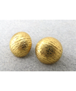 Monet Comfort Clip Earring Gold Tone Round Textured Design 28mm Luxury .... - $24.42 CAD