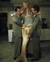 Mr. Peabody And The Mermaid Ann Blyth Putting On Costume 8x10 Photo - £7.66 GBP