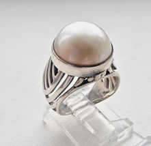 Vintage 925 Sterling Silver Ghampagne 14 Mm. Round Mother Of Pearl Ring Size 7 - $45.54