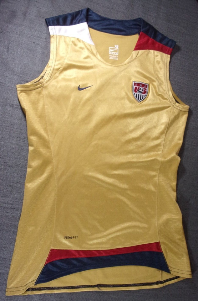 NIKE FIT FRESH GOLD US SOCCER JERSEY XS EXTRA SMALL - $19.35