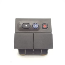 OnStar Dash Switch OEM 2001 Chevrolet Suburban   - $230.57 MXN