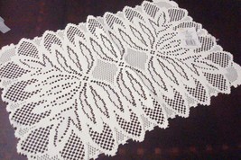 Great Lace Co. placement/doily laced cream, New, 13x19 [10] - £14.90 GBP