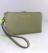 Michael Kors Jet Set Wallet Phone Double Zip Light Sage Leather Wristlet... - £67.80 GBP