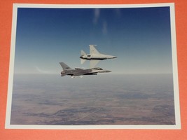 F-16 Fighting Falcon U.S. Air Force Military Photo Vintage 1980&#39;s #30-96712 - £31.44 GBP