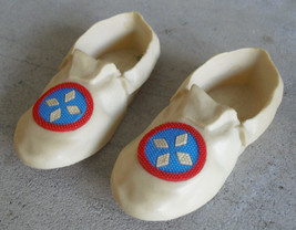 Lot of 2 Vintage Hard Plastic Indian Shoe Toy Figurines 4 1/2 &quot; Long - £12.57 GBP