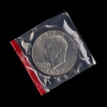 1973 D Eisenhower &quot;Ike&quot; Dollar ~ Uncirculated in Original Mint Cello - £12.01 GBP