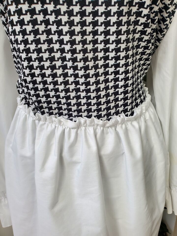 SHEIN Curve Women Black & White High Neck and 50 similar items