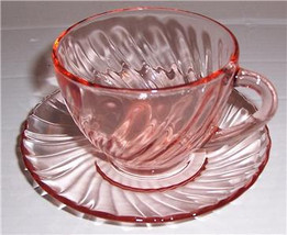 Arcoroc Cup &amp; Saucer Set Peach Color Swirl Design -Made In France - £22.64 GBP
