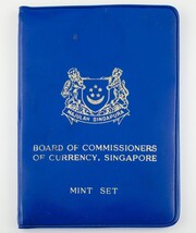 1970 Singapore Excellent Condition Off Circulation Kit W / Blue Pouch An... - $2,247.43 MXN