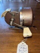 Vintage SouthBend SpinCast 66 Model A Fishing Reel USA In Working Condition - £15.81 GBP