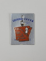 Vtg Souvenir Arkansas State Shape Cloisonne Enamel Charm on Orig Card 1960s/70s - £8.83 GBP
