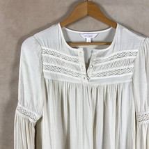 Lc Lauren Conrad Gorgeous Off-white Satin Boho Embroidered Blouse Small - £13.73 GBP