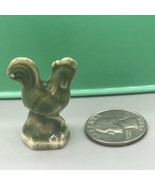 RED ROSE TEA WADE OF ENGLAND CERAMIC FIGURINE GREEN CHICKEN MINIATURE WH... - £3.50 GBP