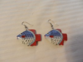 Women&#39;s Red, white &amp; Blue Angel Fish Wooden Pierced Earrings - £23.70 GBP