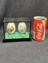 Vintage Japanese Hand Painted Eggs In Glass Display Case Butterfly Bird Flowers - £17.34 GBP