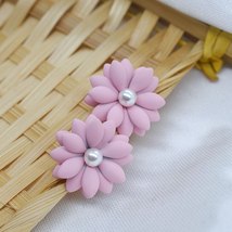 Carvejewl flower stud earrings rubber coating daisy earrings for women jewelry p - £7.14 GBP