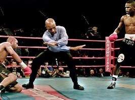 Richard Steele &amp; Floyd Mayweather Jr 8X10 Photo Boxing Picture - £3.94 GBP