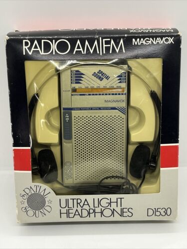 Vintage Spatial Sound MAGNAVOX Portable RADIO w/Box Ultra Light Headphones D1530 - $44.40
