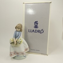 Vintage LLADRO FIGURINE #05467 &quot;May Flowers&quot; 1987 Hand made in Spain ZDKFB - £102.26 GBP